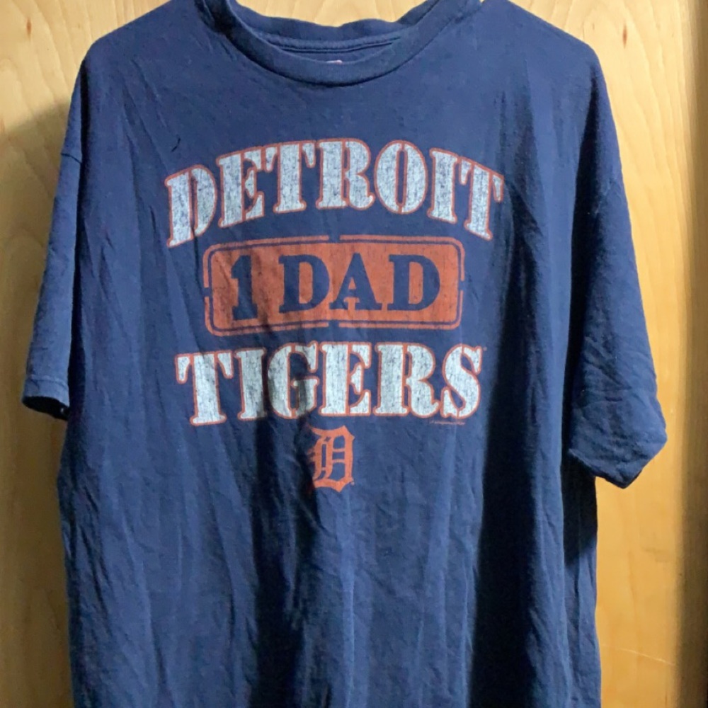 Detroit tigers dad shirt